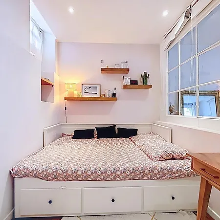 Spacious Oberkampf Near Bastille * 巴黎